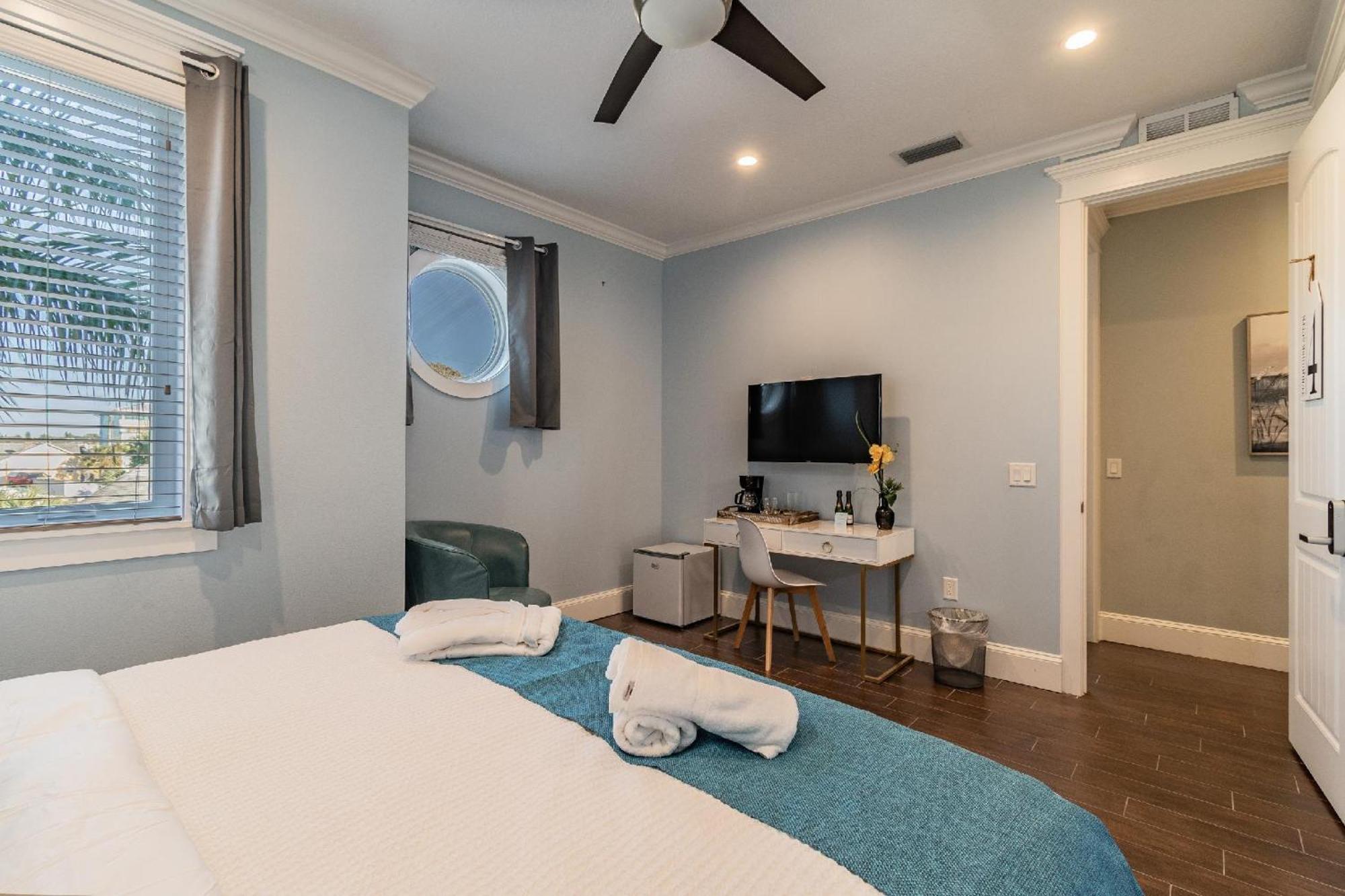 Playa Esmeralda Home! Bradenton Beach Now Open!!! Екстериор снимка